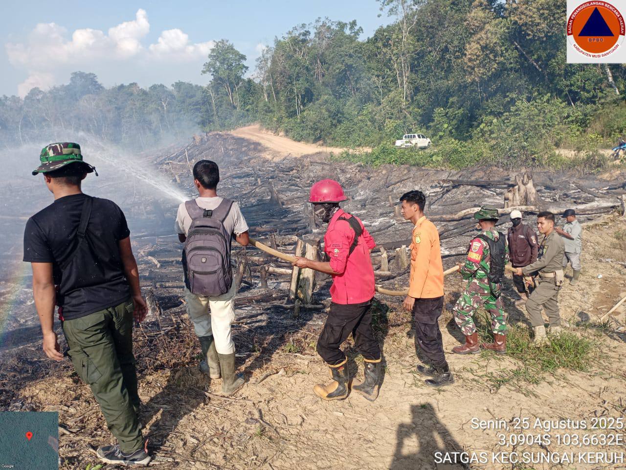 BPBD Muba dan Tim Gabungan Sukses Jinakkan Api di Sungai Keruh Bupati Muba Apresiasi Gerak Cepat Sat